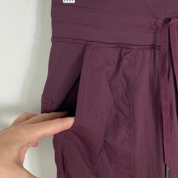 Lululemon 2021 Dance Studio Jogger Pants Size 2 Burgundy Yoga Track Pant Purple - Picture 8 of 11